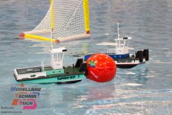 304800#Ramborator Springer Tug